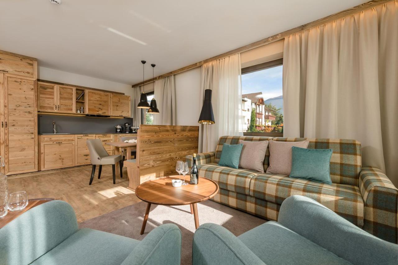 Mondi Hotel Tscherms Esterno foto
