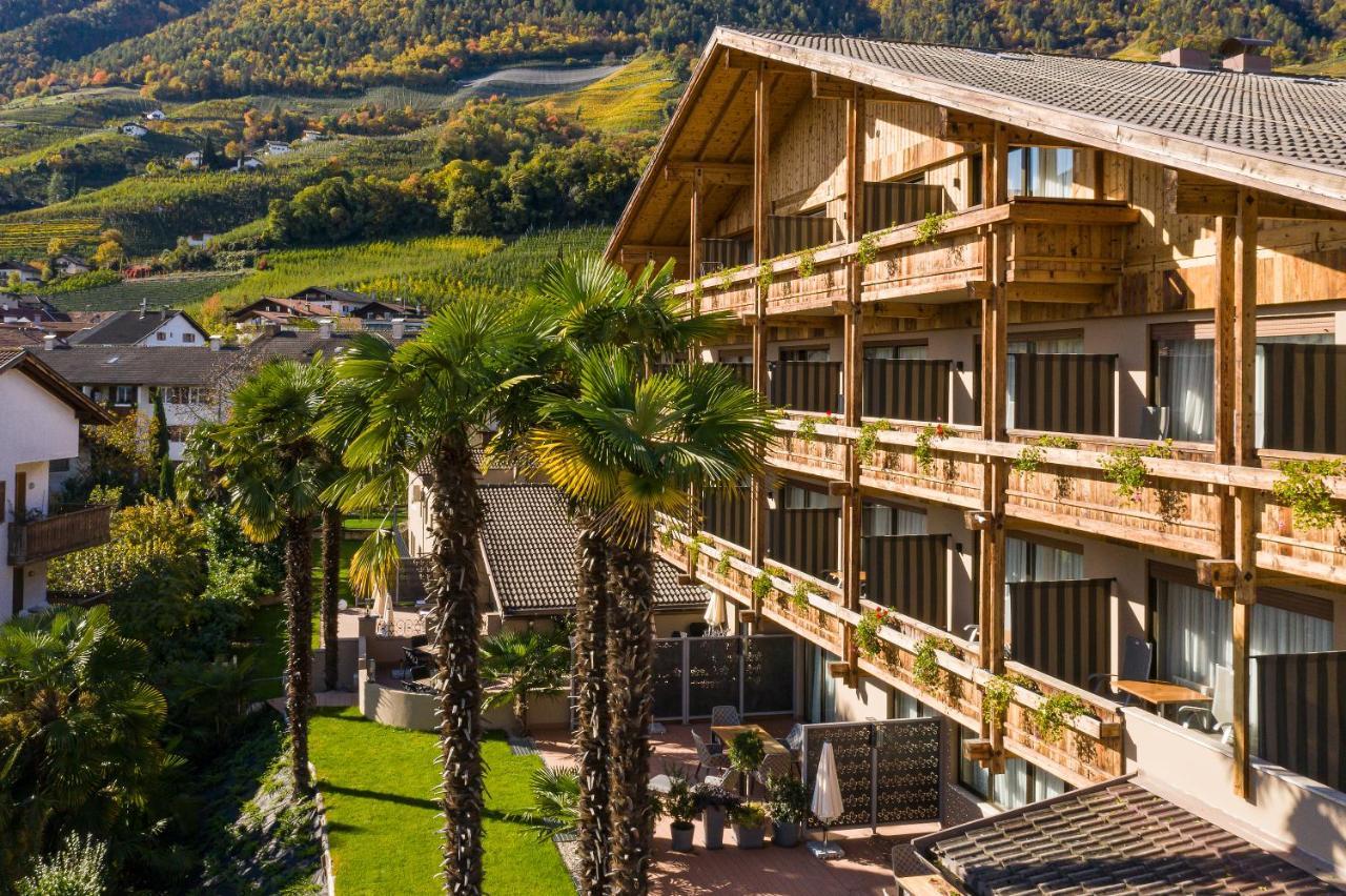 Mondi Hotel Tscherms Esterno foto